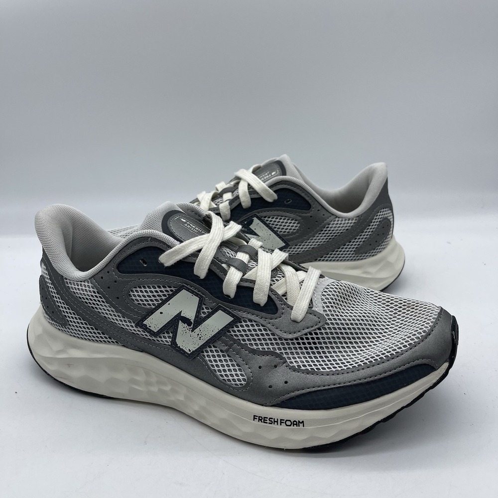 New Balance Arishi v4‎ MARISTG4 Men's Size 12 Running Shoes Gray White Sneakers